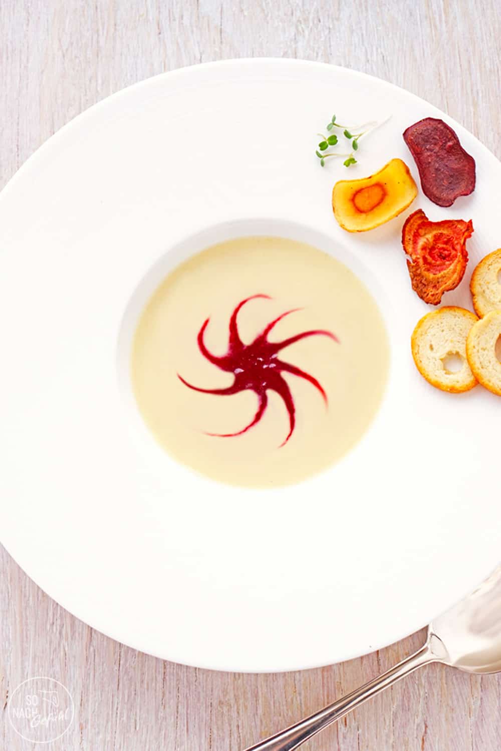 Selleriecremesuppe mit Roter Beete