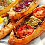 Pide – türkische Brotschiffchen
