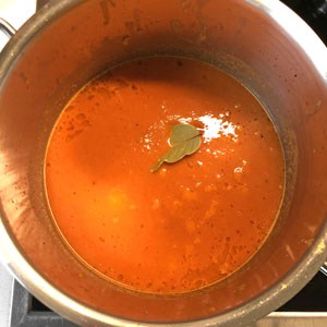 Tomatensuppe köcheln