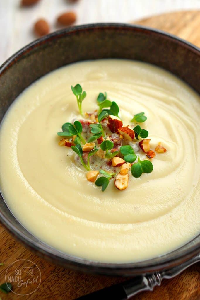Pastinakensuppe mit Specksahne - So nach Gefühl