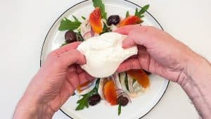 Burrata öffnen