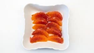 Orangenfilets marinieren