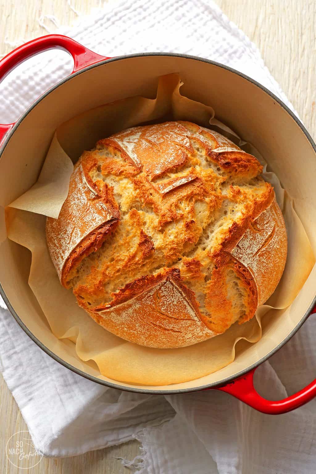 Saftiges Dinkelbrot aus dem Bräter - So nach Gefühl