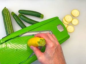 Zucchini schneiden 1